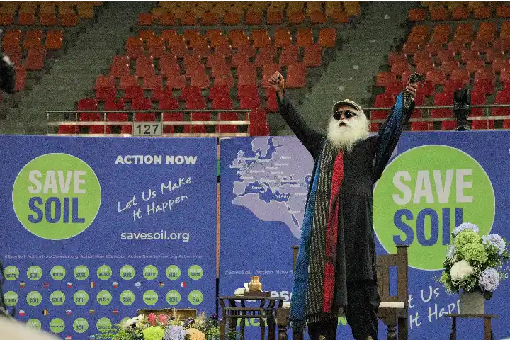 Sadhguru urges Indians to manage soil better to help ward off global hunger at the Save Soil Campaign