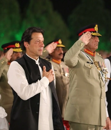 Pak Army Chief Bajwa wins running battle with Imran Khan – orders Prime Minister to cancel controversial address