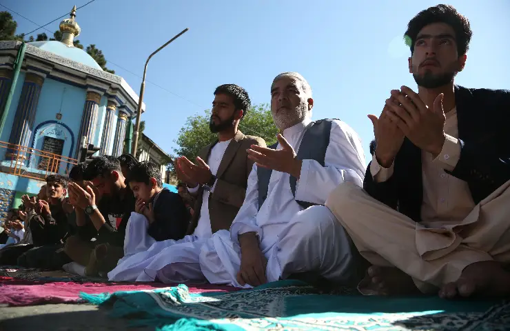 Pakistan begins to deport minority Hazaras refugees back to Afghanistan