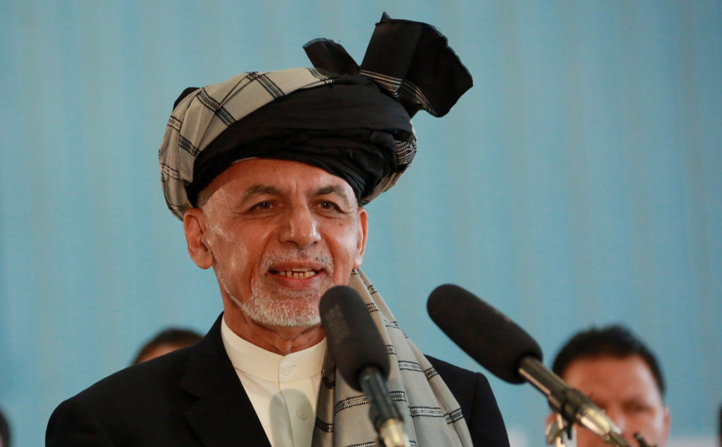 Blinken tells Ghani to speed up peace talks or face Taliban alone