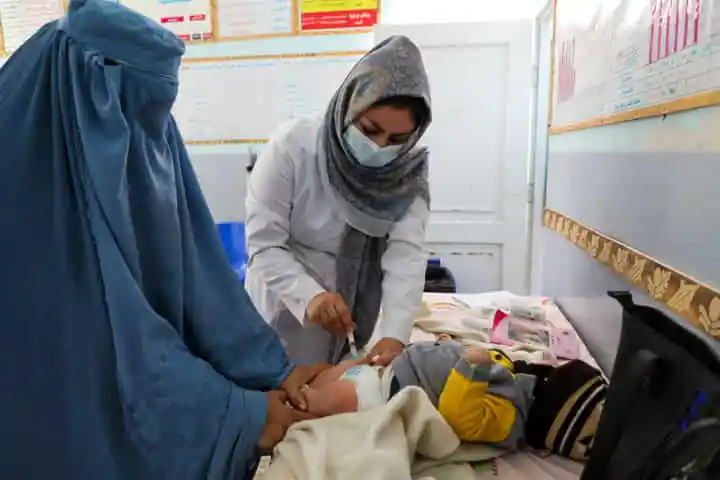 Afghanistan stares at healthcare crisis as medical supplies dry up
