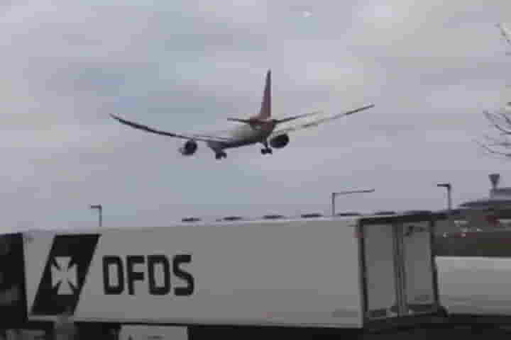 Video: Air India pilots exhibit extraordinary flying skills to land Boeings at Heathrow airport amid Storm Eunice