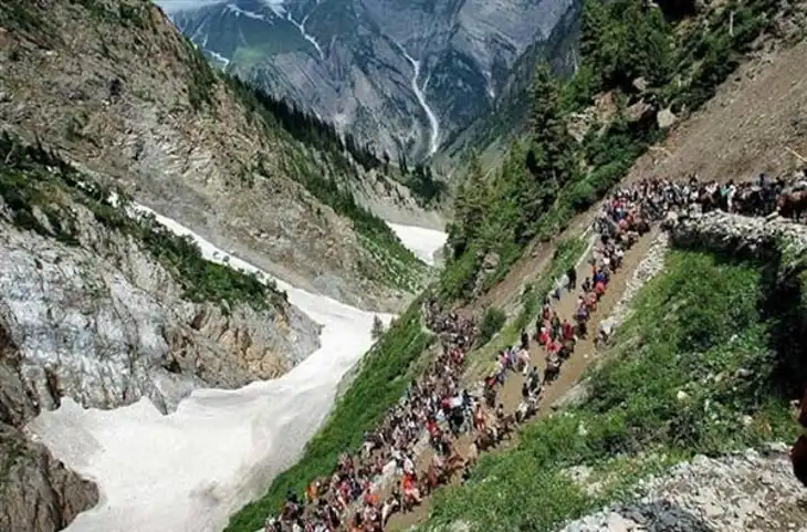 Over 35,000 Kashmiri Muslims associated with Amarnath Yatra showcasing the Union Territory’s inclusive tradition
