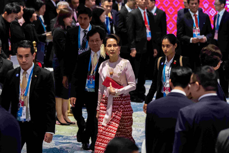 Military alleges Aung San Suu Kyi took gold, forex illegally