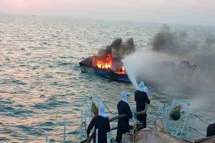 Brave rescue by Indian Coast Guard saves 7 fishermen from burning ship