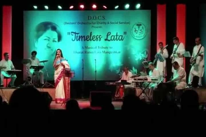 Pune doctors do the unexpected – perform musical shows to raise money for charity