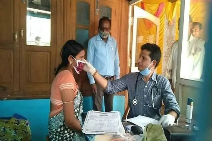 Odisha’s Good Samaritan Doc who runs ‘one rupee’ clinic for poor, now starts ‘one rupee’ medicine for them