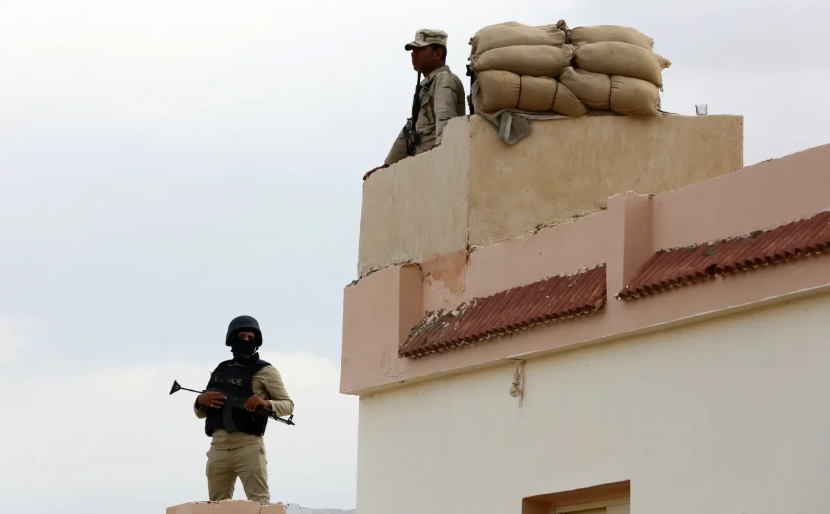 Terrorists kill 11 Egyptian troops in Sinai clashes