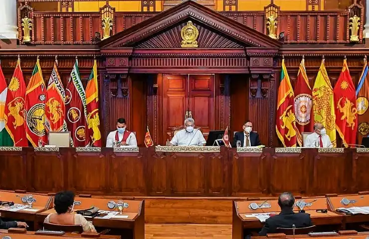 Rajapaksa addresses parliament: focuses on  rapprochement, economy and balance between powers