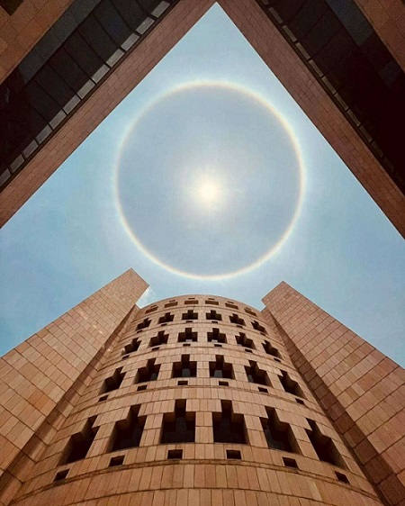 Hyderabad witnesses rare 22 degree Suns halo' phenomenon, heres what it  means, India News