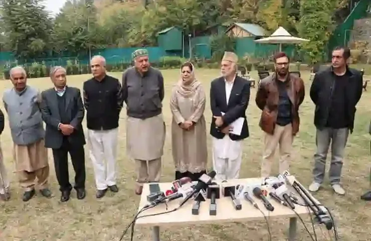 Are the Abdullahs and Muftis shedding crocodile tears as Jammu region gets set for stronger representation in proposed J& K Assembly?