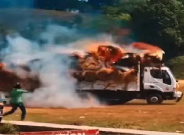 Video: Courageous Kerala man jumps into driver’s seat of burning lorry and does high speed zig-zag manoeuvre to prevent explosion