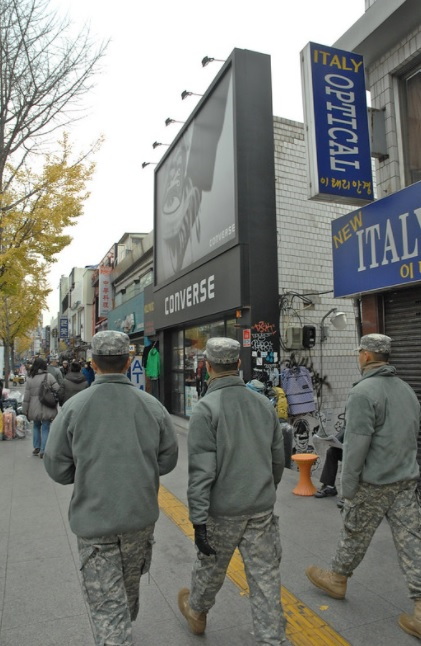 Top Pakistani diplomats in Korea caught shoplifting in Seoul store