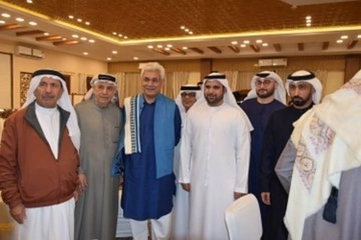 Srinagar: Manoj Sinha hosts dinner for delegation from Gulf countries
