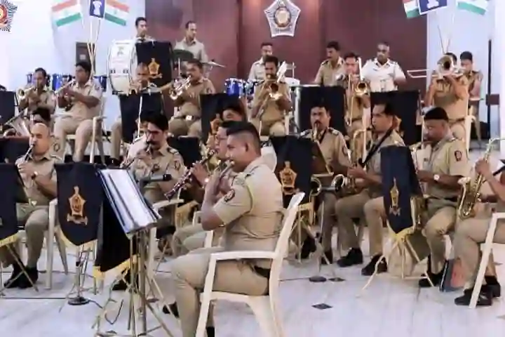 Mumbai Police Band Plays James Bond Theme To Wow Netizens