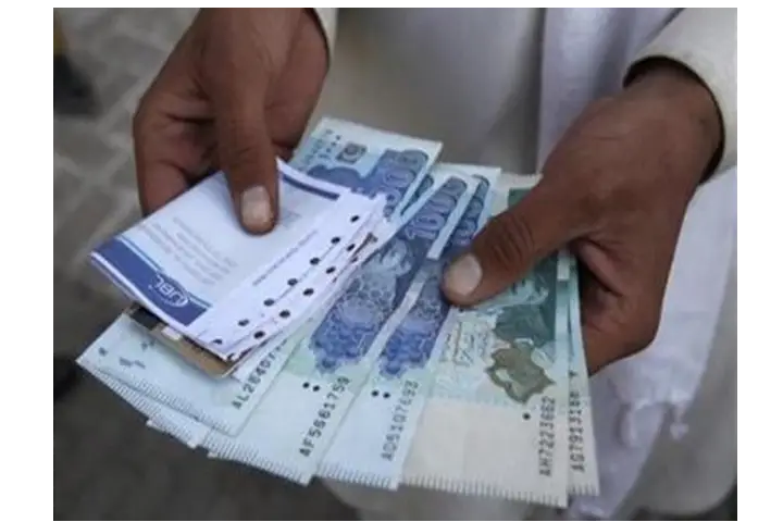 Pakistan’s economy still in ICU with forex level at record low