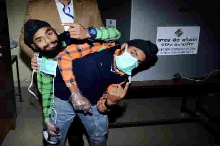 Conjoined twins vote in Punjab polls ensuring ballot secrecy