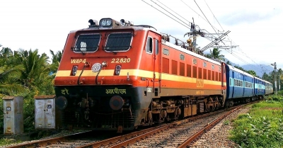 Railways&amp;#039; PPP model to stimulate private investment: Report