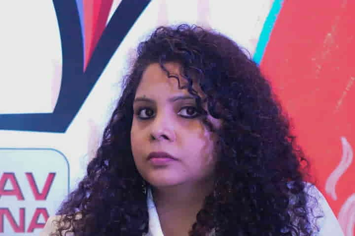 Twitter Reactions | Netizens Slam Rana Ayyub For Her Houthis-supporting Tweet | Saudi-Yemen conflict