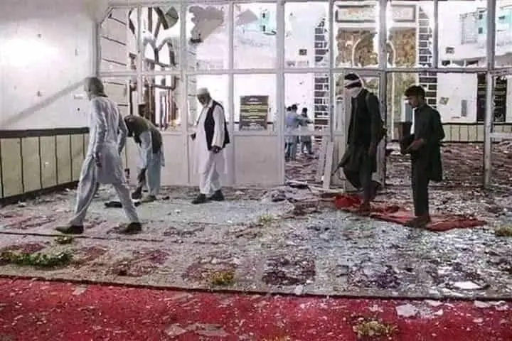 Bomb blasts at Shia mosque in Afghanistan during noon prayers kills at least 50