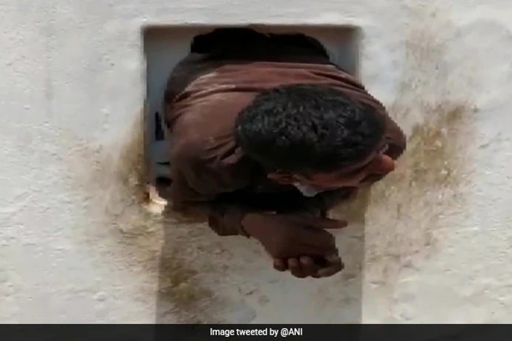 Thief gets stuck in wall of temple after stealing deity’s silver in Andhra Pradesh