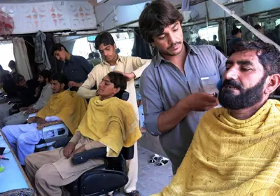 No more shaving or trimming of beards, Taliban warns barbers