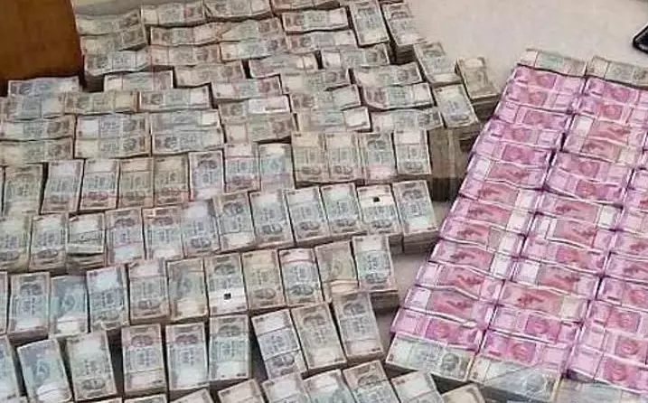 Rs 800 crore black cash unearthed in tax raids on real estate firms in AP & Telangana
