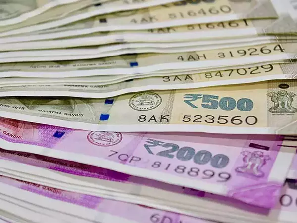 Income Tax Dept. detects Rs 500 crore in black money in raids on leading real estate group
