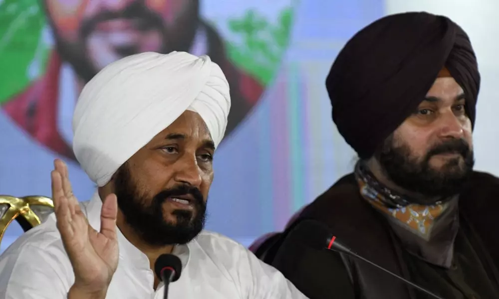Sidhu ups ante in feud versus Channi as Rahul is poised to pick Congress choice for Punjab CM