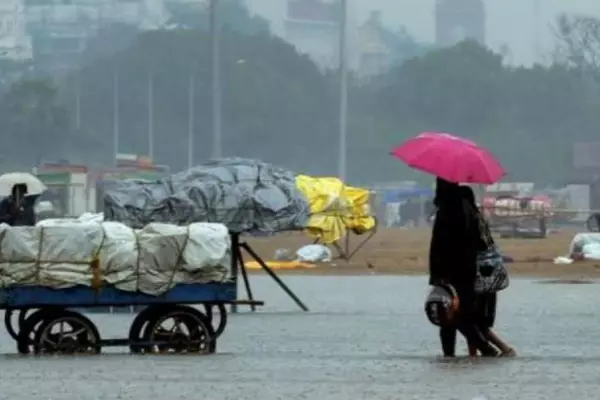 High alert again in Chennai as heavy rains expected to batter region, schools & colleges shut