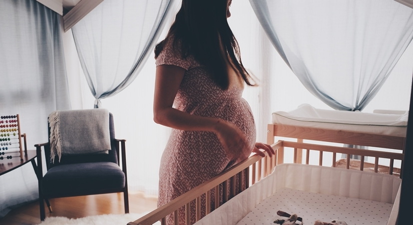 Pregnant women report high levels of depression, anxiety and loneliness during Covid-19