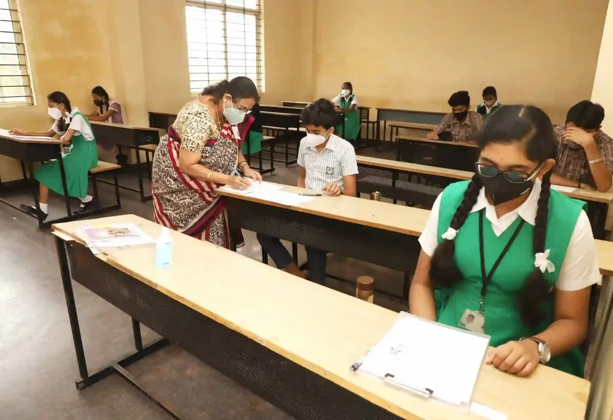 If exam paper leaks, Maharashtra to derecognise school