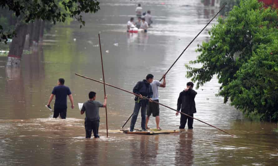 Heavy floods damage crops in China, leading to concerns over food shortage