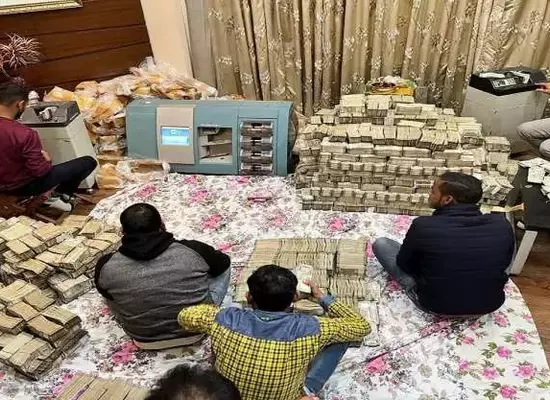 Income Tax officials find Rs 150 crore black cash mountain in raid on Kanpur perfume manufacturer