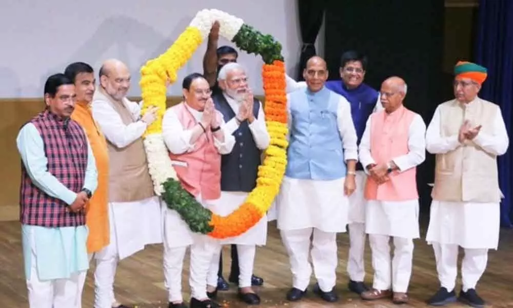 PM Modi gets Nadda garlanded first at Parliamentary party meeting, shows organisation is supreme