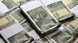 Another 134 crore in black money & 25 kg gold unearthed in tax raid on Kanpur perfume manufacturer