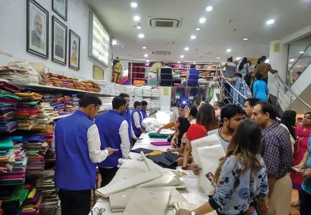Sales at Delhi’s Khadi India flagship store in CP crossed 1 crore on Gandhi Jayanthi despite Covid