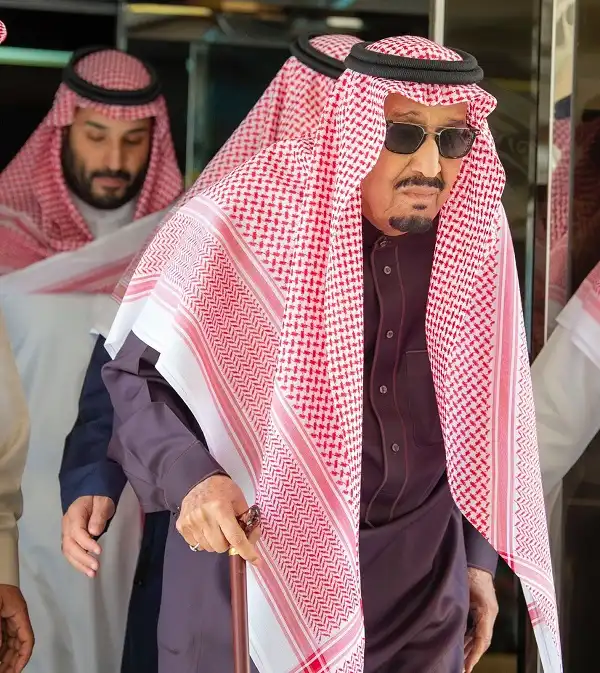 Saudi king gets battery of his heart pacemaker changed, leaves hospital