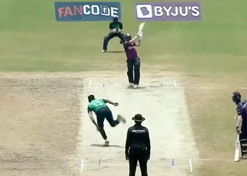 Watch: Indian teenager whacks 6 sixes in one over at Puducherry T10 tournament