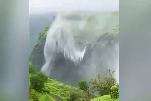 Nature’s marvel: Waterfall spirals upwards instead of directly falling down at Naneghat in Maharashtra