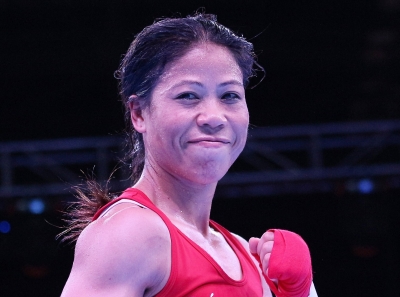 Mary Kom punches her way into pre-quarterfinals