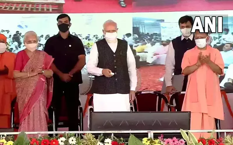 PM Modi inaugurates 9 new medical colleges in UP