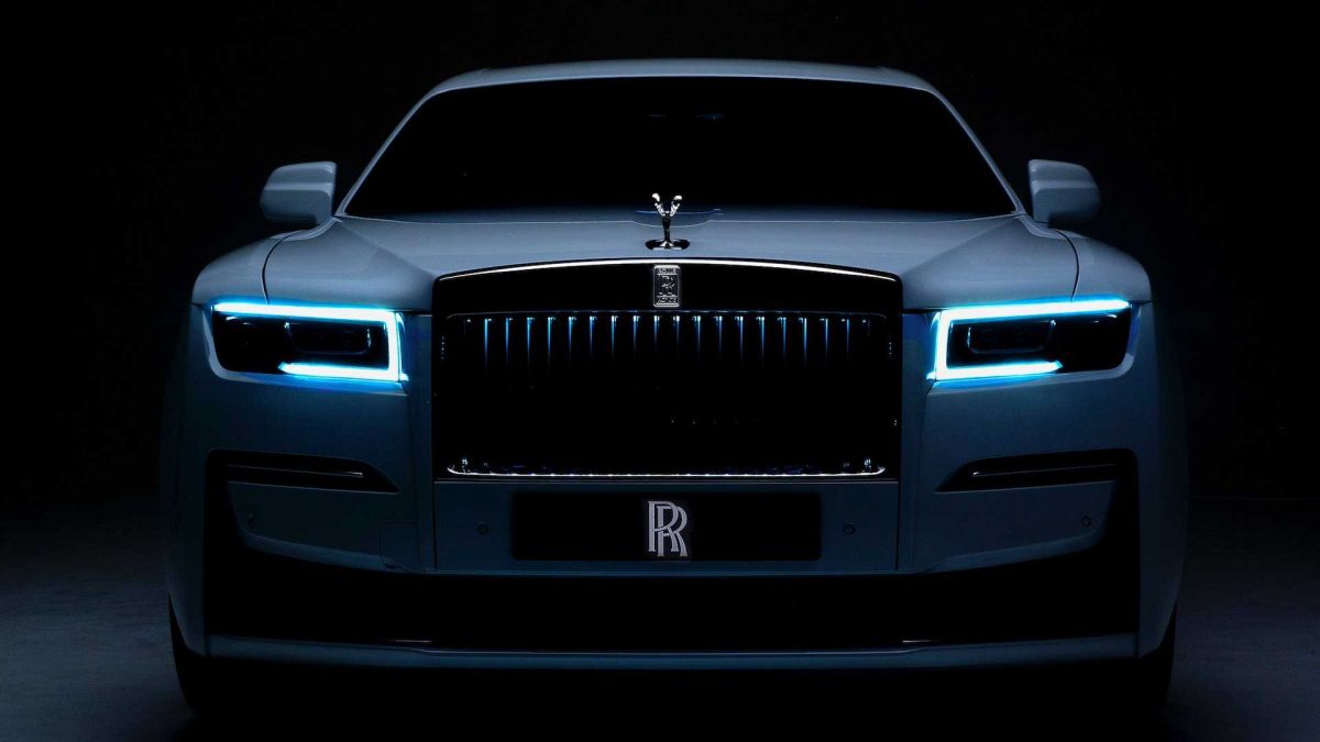 7 luxury cars seized in Bengaluru including Rolls-Royce sold by a Bollywood star