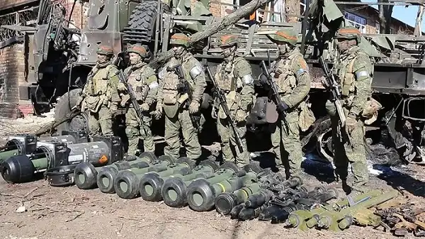 Large scale surrender by Ukrainian forces continues in Mariupol