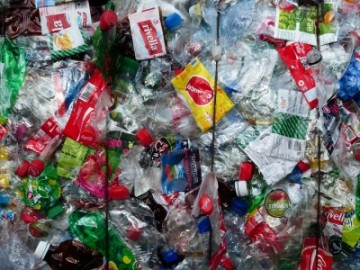 Govt notifies ban on single use plastic items such as carry bags, plates, cups, ear buds