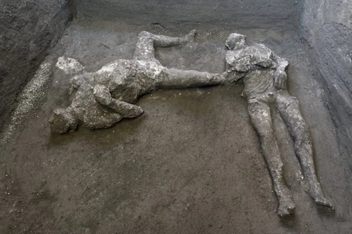 2,000-year-old slave room unearthed at Roman villa in Pompeii