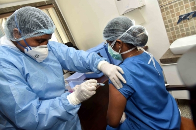 Digital-divide hampers Covid vaccinations in rural India