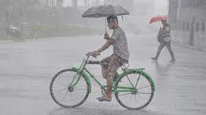 Met Dept. forecasts widespread rain in Bengal and N-E states, light rain & dust storm in North