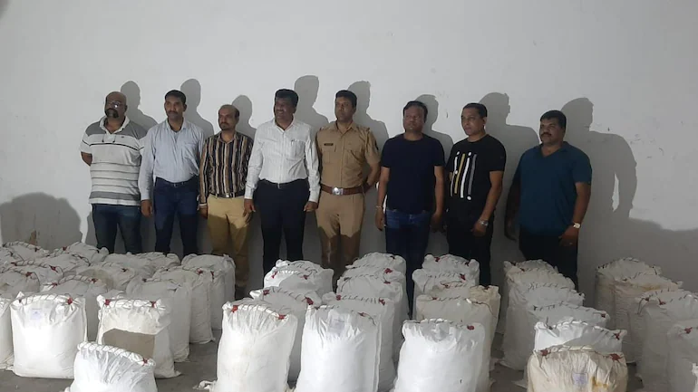 Mumbai police seizes Rs 1,026 crore worth narcotics drug consignment in Gujarat