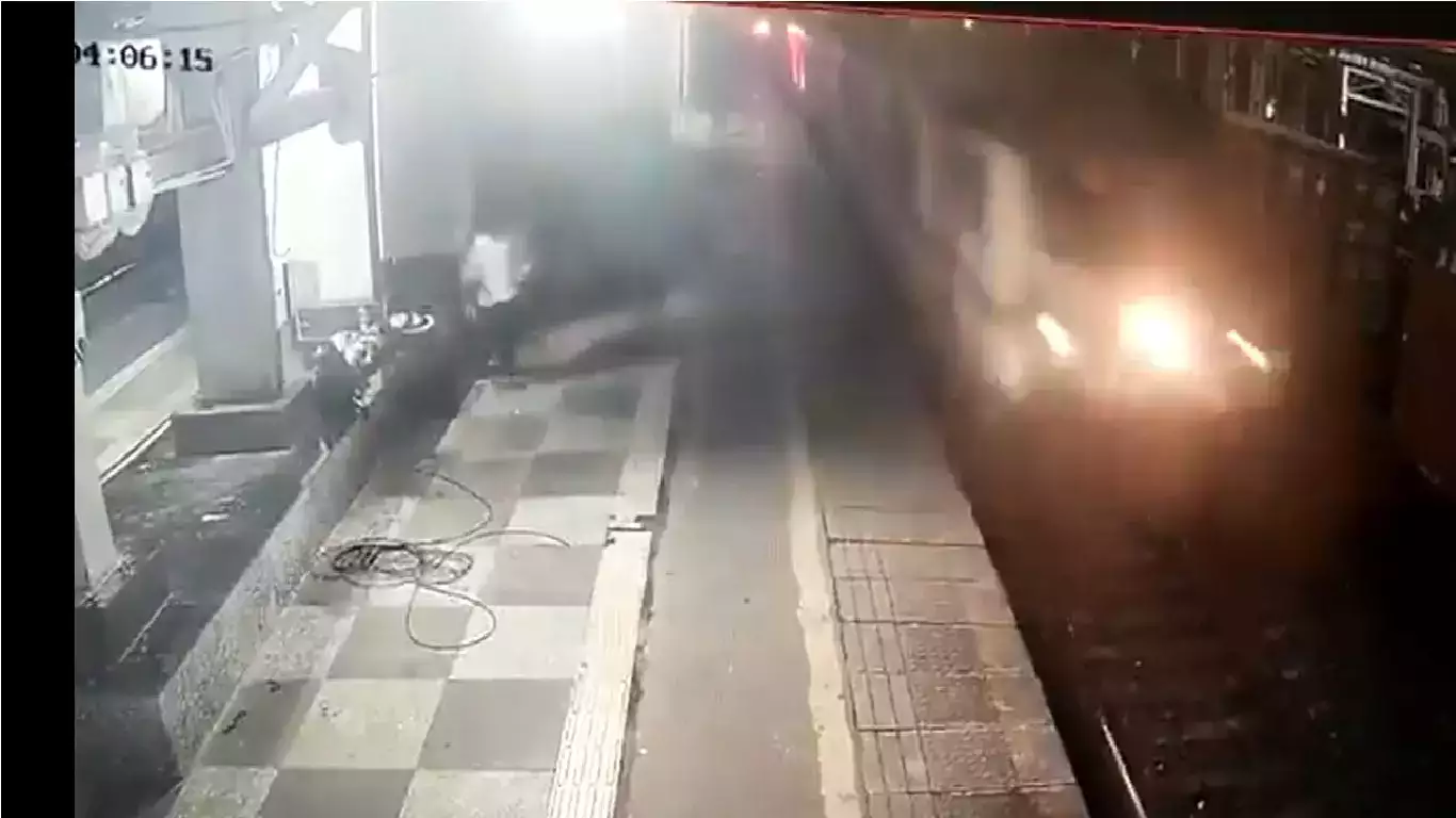 Caught on Camera: Man kills wife by pushing her in front of speeding train near Mumbai 